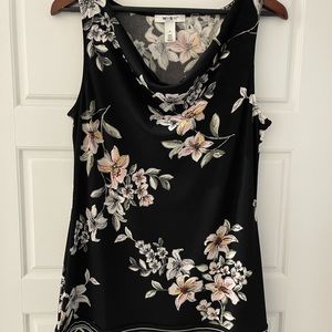WHBM long floral top Medium, new without tags